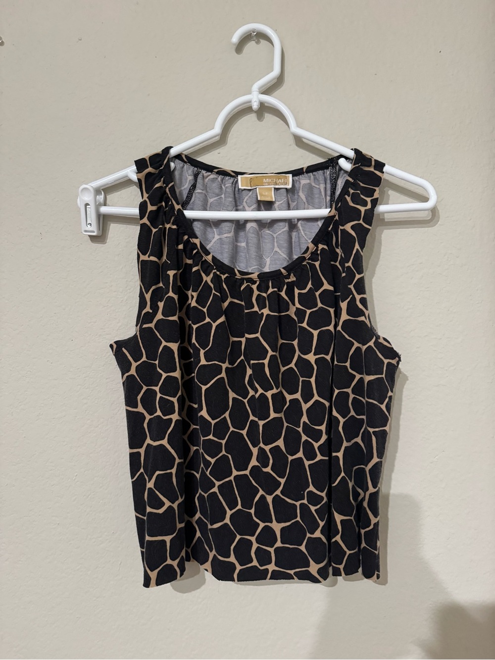 Vintage/Y2K Michael Kors Black and Tan Giraffe-Print Sleeveless Top
